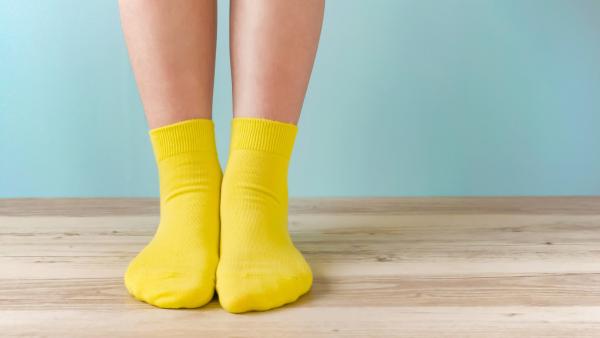 Carney Yellow Knit Socks